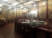 İcarəyə verilir 8 otaqlı 500 m2 obyekt Elmlər Akademiyası m.