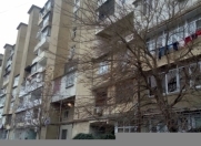 Satılır 4 otaqlı 100 m2 köhnə tikili İnşaatçılar m.