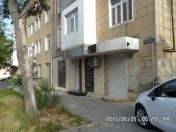 Satılır 3 otaqlı 70 m2 obyekt Elmlər Akademiyası m.