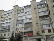 Satılır 3 otaqlı 82 m2 köhnə tikili Ayna Sultanova heykəli