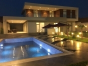 Satılır 6 otaqlı 270 m2 bağ evi Şüvəlan