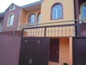 Satılır 4 otaqlı 140 m2 həyət evi Xırdalan