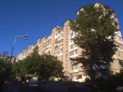 Satılır 3 otaqlı 85 m2 köhnə tikili Əhmədli m.