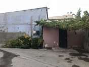 Satılır 3 otaqlı 110 m2 həyət evi İnşaatçılar m.