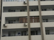 İcarəyə verilir 4 otaqlı 120 m2 köhnə tikili Sahil m.