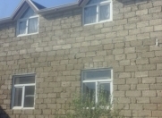 Satılır 4 otaqlı 300 m2 həyət evi Türkan