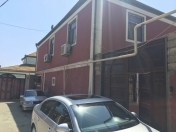 Satılır 8 otaqlı 300 m2 həyət evi Neapol dairəsi