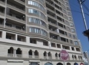 Satılır 3 otaqlı 135 m2 yeni tikili Nərimanov heykəli