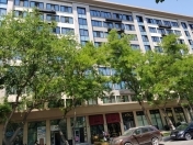 Satılır 3 otaqlı 100 m2 köhnə tikili Ayna Sultanova heykəli