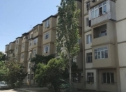 Satılır 3 otaqlı 80 m2 köhnə tikili 8 mkr