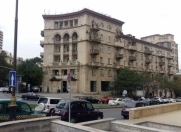 Satılır 2 otaqlı 52 m2 köhnə tikili Dövlət Statistika Komitəsi