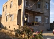 Satılır 7 otaqlı 230 m2 həyət evi Qala