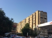 Satılır 4 otaqlı 93 m2 köhnə tikili Əhmədli m.