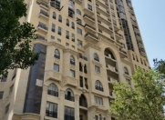 İcarəyə verilir 4 otaqlı 227 m2 yeni tikili 28 May m.