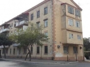 Satılır 3 otaqlı 55 m2 köhnə tikili Dostluq kinoteatrı