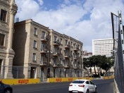 Satılır 2 otaqlı 65 m2 köhnə tikili Elmlər Akademiyası m.