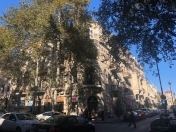 Satılır 2 otaqlı 70 m2 köhnə tikili Nizami kinoteatrı