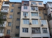 Satılır 2 otaqlı 30 m2 köhnə tikili İnşaatçılar m.