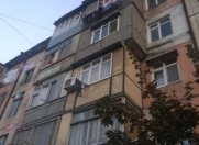 Satılır 4 otaqlı 80 m2 köhnə tikili Moskva univermağı