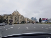 İcarəyə verilir 4 otaqlı 110 m2 köhnə tikili Şah İsmayıl Xətai m.