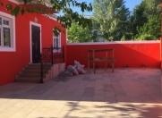 Satılır 3 otaqlı 200 m2 həyət evi Binəqədi