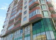 İcarəyə verilir 4 otaqlı 210 m2 yeni tikili Gənclik m.