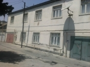Satılır 9 otaqlı 386 m2 həyət evi Rəsulzadə