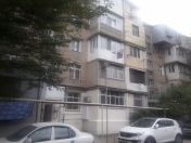 Satılır 3 otaqlı 60 m2 köhnə tikili İnşaatçılar m.