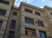 İcarəyə verilir 2 otaqlı 105 m2 köhnə tikili Azneft meydanı