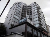 İcarəyə verilir 4 otaqlı 165 m2 yeni tikili Səbail r.