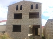Satılır 5 otaqlı 395 m2 həyət evi Ramana