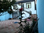 Satılır 5 otaqlı 240 m2 həyət evi Qaraçuxur