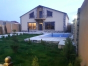 Satılır 7 otaqlı 260 m2 bağ evi Mərdəkan