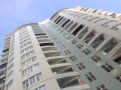 İcarəyə verilir 4 otaqlı 180 m2 yeni tikili Nərimanov heykəli