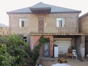 Satılır 5 otaqlı 350 m2 həyət evi Nübar