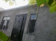 Satılır 4 otaqlı 100 m2 həyət evi Ramana