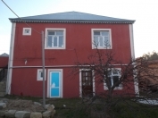 Satılır 5 otaqlı 200 m2 həyət evi 20 yanvar m.