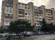 Satılır 2 otaqlı 60 m2 köhnə tikili Əhmədli m.