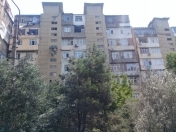 Satılır 2 otaqlı 70 m2 köhnə tikili Hüseyn Cavid parkı