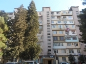 Satılır 4 otaqlı 100 m2 köhnə tikili Ayna Sultanova heykəli