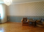 Satılır 4 otaqlı 100 m2 köhnə tikili Hövsan