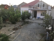 Satılır 3 otaqlı 300 m2 həyət evi Buzovna