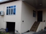 Satılır 5 otaqlı 200 m2 həyət evi Ağdaş