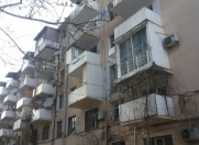 Satılır 2 otaqlı 50 m2 köhnə tikili İnşaatçılar m.