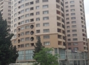 İcarəyə verilir 4 otaqlı 215 m2 yeni tikili Nizami m.