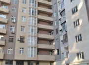 Satılır 3 otaqlı 138 m2 yeni tikili İnşaatçılar m.