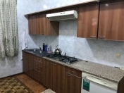 İcarəyə verilir 4 otaqlı 150 m2 yeni tikili Şah İsmayıl Xətai m.