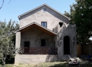 Satılır 6 otaqlı 250 m2 villa Quba