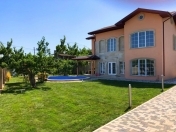 Satılır 4 otaqlı 160 m2 bağ evi Mərdəkan