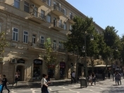 İcarəyə verilir 4 otaqlı 170 m2 köhnə tikili Tarqovu